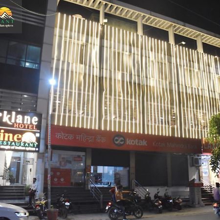 Hotel Parklane อัครา ภายนอก รูปภาพ